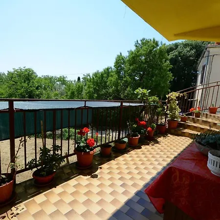 Rooms Tomc Gasthof *