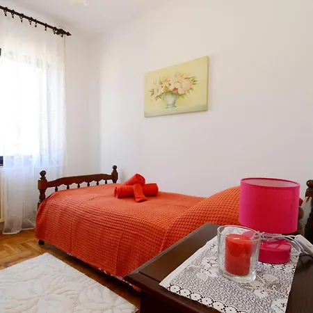 بيت ضيافة Rooms Tomc